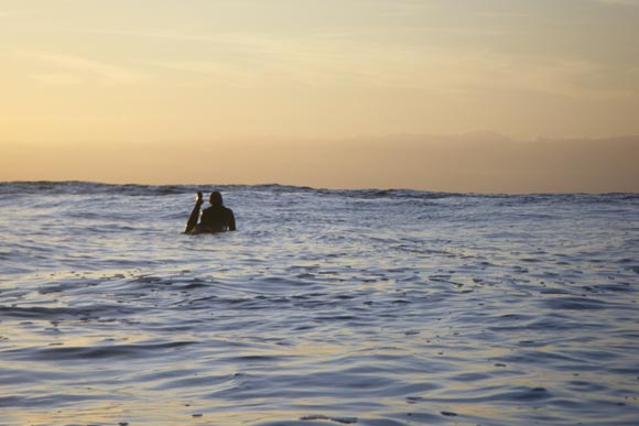 Watergate surfer