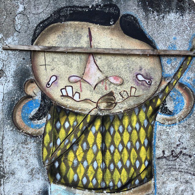 A little beachside street art. #brazil #streetart #ubatuba