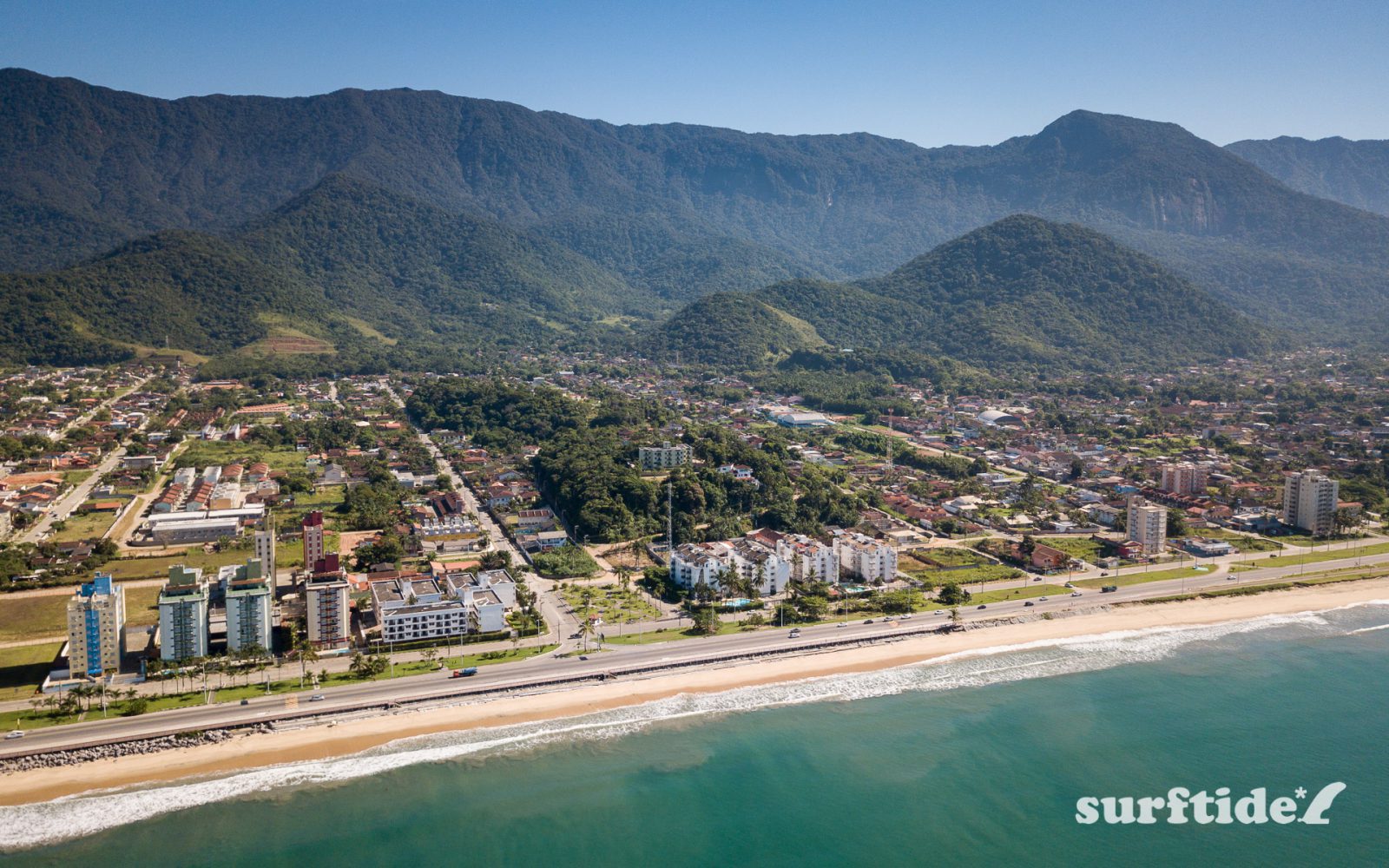 Panoramic aerial photo of the sea, beach and mountains in Massaguaçu, Brazil